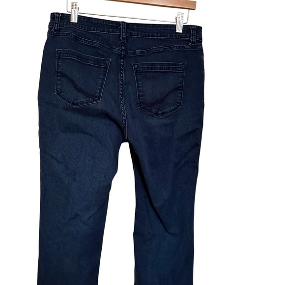 Croft & Barrow Dark Blue Capri Jeans Sz.10 - Picture 2 of 3